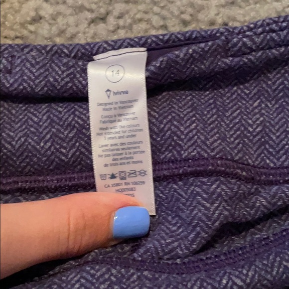 Ivivva by lululemon leggings !! - Picture 4 of 4